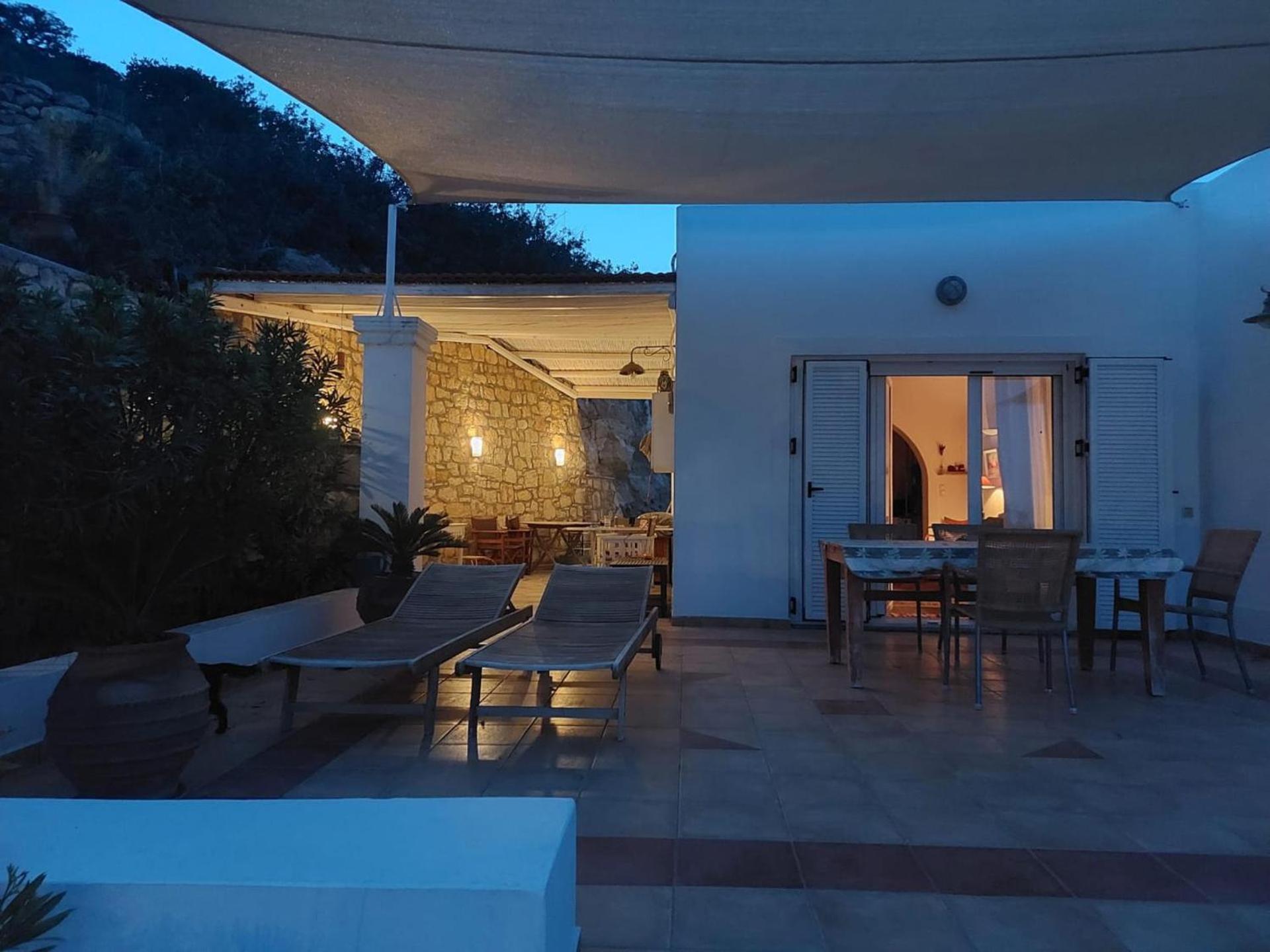 Tranquil Villa With Sea View In Ammopi Karpathos Amoopi Buitenkant foto
